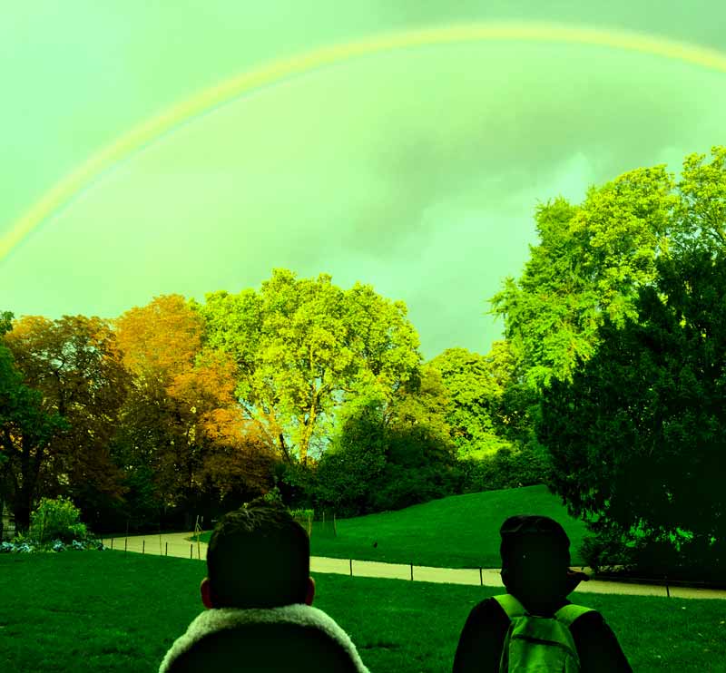 Illustration avec arc en ciel pour concepts et dispositifs sur mesure.